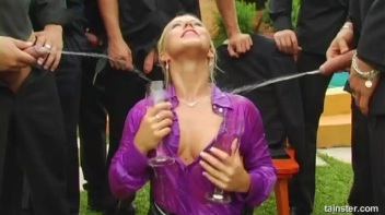 Bibi Fox on the Run Screencap 73 on www.sinx.com