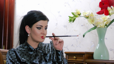 Latest deal - Seductress Smokes And Seduces