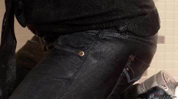 Jersie's Mounds Covered In Cum Screencap 35 on www.sinx.com