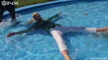 Gorgeous Girls Get Wet And Messy In The Park Screencap 17 on www.sinx.com