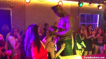 Party Hardcore Gone Crazy Vol. 41 Single Cut: Part 4 - Cam 4 Screencap 22 on www.sinx.com