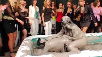 Spilled Drink Leads To Fight Screencap 27 on www.sinx.com