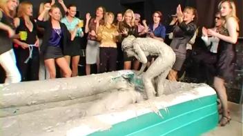 Spilled Drink Leads To Fight Screencap 46 on www.sinx.com