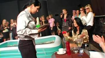 Spilled Drink Leads To Fight Screencap 6 on www.sinx.com