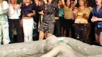 Spilled Drink Leads To Fight Screencap 76 on www.sinx.com