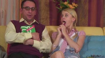 Club Cutie Piss Live Show Screencap 27 on www.sinx.com