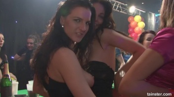 Gash Gamblers Part 4 - Cam 2 Screencap 13 on www.sinx.com