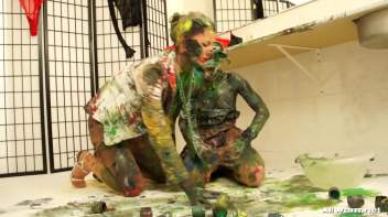 Paint Me Pretty, Bitch Screencap 105 on www.sinx.com