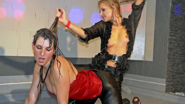 Latest deal - Crazier By The Dozen Part 4 - Shower Cam