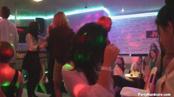 Party Hardcore Gone Crazy Vol. 31 Part 6 - Cam 3 Screencap 45 on www.sinx.com