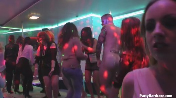 Party Hardcore Gone Crazy Vol. 31 Part 6 - Cam 3 Screencap 57 on www.sinx.com