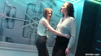 Cute chicks party underneath the club shower Screencap 15 on www.sinx.com