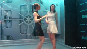 Cute chicks party underneath the club shower Screencap 39 on www.sinx.com