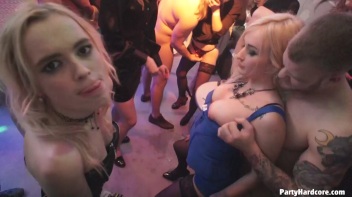 Party Hardcore Gone Crazy Vol. 32 Part 1 - Cam 2 Screencap 59 on www.sinx.com