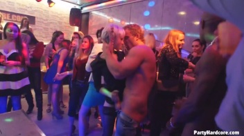 Party Hardcore Gone Crazy Vol. 32 Part 1 - Cam 2 Screencap 90 on www.sinx.com