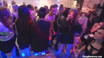 Party Hardcore Gone Crazy Vol. 32 Part 1 - Cam 2 Screencap 15 on www.sinx.com