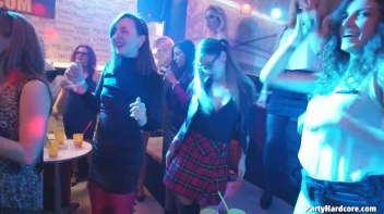 Party Hardcore Gone Crazy Vol. 32 Part 1 - Cam 2 Screencap 28 on www.sinx.com