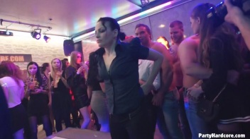 Party Hardcore Gone Crazy Vol. 32 Part 1 - Cam 2 Screencap 3 on www.sinx.com