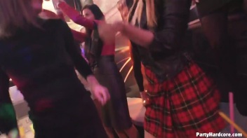 Party Hardcore Gone Crazy Vol. 32 Part 1 - Cam 2 Screencap 30 on www.sinx.com