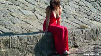 Stunning Gina Proudly Reigns As Town's Wetlook Queen Screencap 3 on www.sinx.com