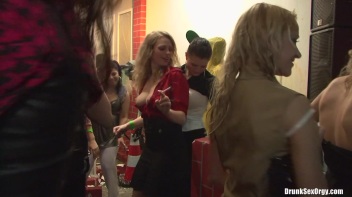 Hard Hat Hos Part 4 - Cam 3 Screencap 32 on www.sinx.com