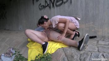 Alice treats herself with a golden shower Screencap 63 on www.sinx.com