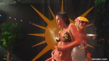 Spring Break Part 4 - Cam 3 Screencap 40 on www.sinx.com