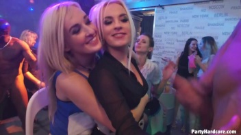 Party Hardcore Gone Crazy Vol. 32 Part 5 - Cam 4 Screencap 23 on www.sinx.com
