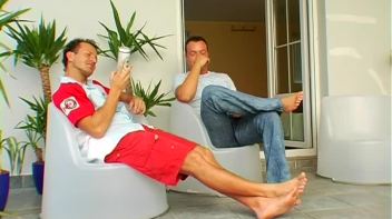 Holy Hotdog!!! Look at that Sausage! Screencap 1 on www.sinx.com