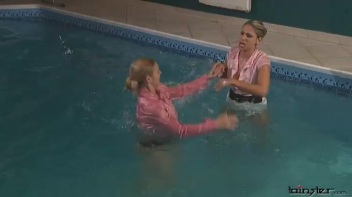 Bitches In Heat Need To Cool In The Pool Screencap 9 on www.sinx.com