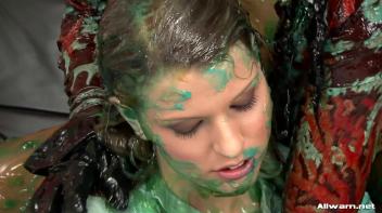 Blue Goo Screencap 66 on www.sinx.com