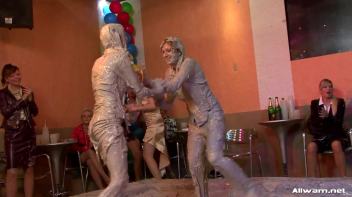 Mud Wrestling Freaks Screencap 45 on www.sinx.com