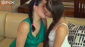 Kissing Babes Tongue Twister Screencap 24 on www.sinx.com