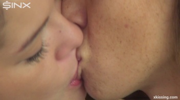 Kissing Babes Tongue Twister Screencap 26 on www.sinx.com