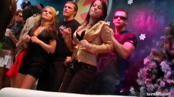 Pussy Blizzard Part 1 - Shower Cam Screencap 9 on www.sinx.com