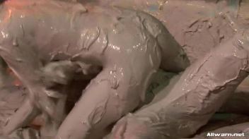 Eliss vs. Jordan Mud Massacre Screencap 99 on www.sinx.com