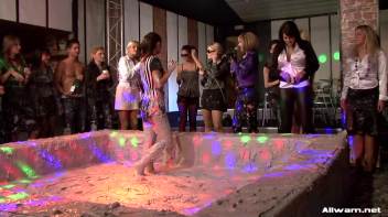 Eliss vs. Jordan Mud Massacre Screencap 31 on www.sinx.com