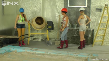 Naughty construction girls get messy with plaster Screencap 11 on www.sinx.com