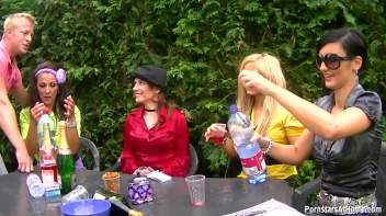 Backyard Bangers P1 Screencap 18 on www.sinx.com