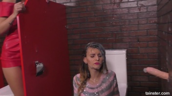 Femdom Babe Plays With Goo Spurting Dildo Screencap 114 on www.sinx.com