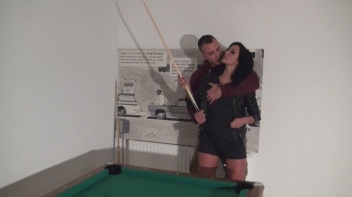 Er zeigt mir wie man richtig Einlocht Screencap 6 on www.sinx.com