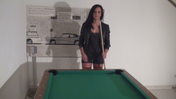 Er zeigt mir wie man richtig Einlocht Screencap 1 on www.sinx.com