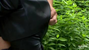 Dressed To Impress Sex Screencap 38 on www.sinx.com