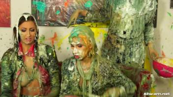 Hard To Please Rich Bitches Screencap 69 on www.sinx.com