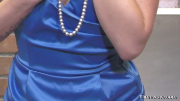 Blindfolded Beauty Gets Slimed With Fake Jizz Screencap 13 on www.sinx.com