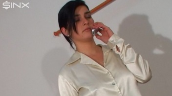 Huge Facial Treat For Satin Bloused Babe Screencap 2 on www.sinx.com