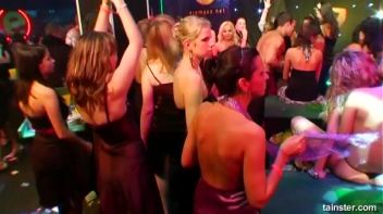 Pussy Casino Part 5 - Cam 2 Screencap 89 on www.sinx.com