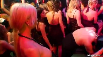 Pussy Casino Part 5 - Cam 2 Screencap 20 on www.sinx.com