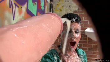 She Knocks And He Cums Screencap 73 on www.sinx.com