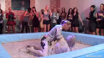 Sara vs. Lexxis Brown Screencap 23 on www.sinx.com